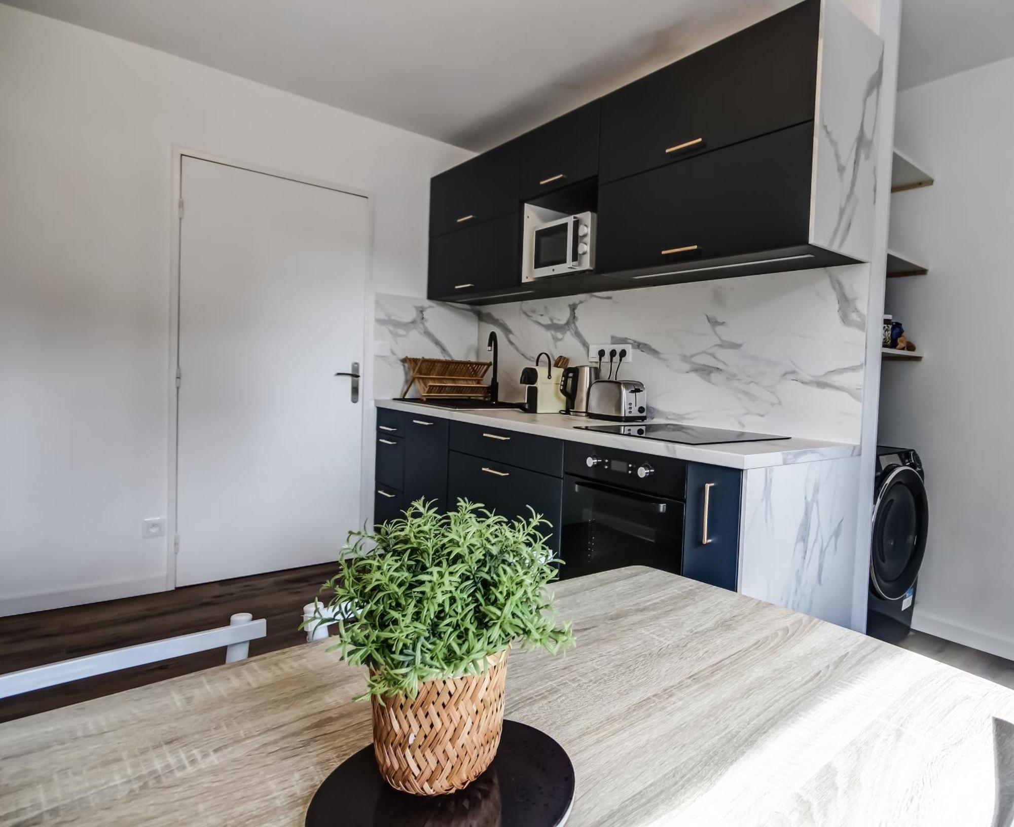 Suite T5 Rennes Gare - Parking Prive Gratuit Exterior foto